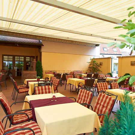 Hotel Hirsch