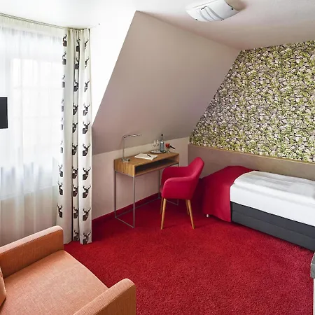 Hirsch Szálloda Ostfildern