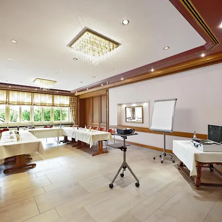 Szálloda Hirsch Ostfildern