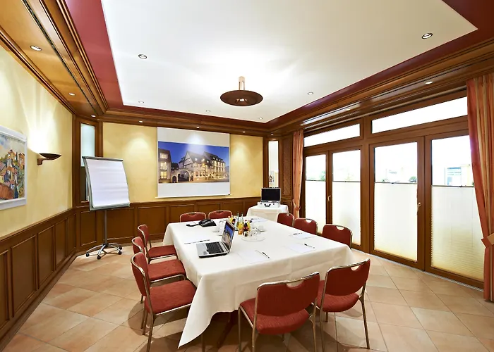 Hirsch 3* Ostfildern